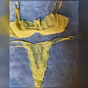 Vintage Victoria’s Secret Very Sexy Yellow Lace Mesh Bra & Thong Set